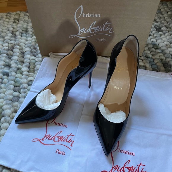 Christian Louboutin Black Hot Chick 100 Patent leather pumps - Picture 3 of 11